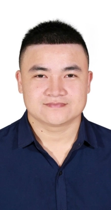 Mạch Văn Hoàng